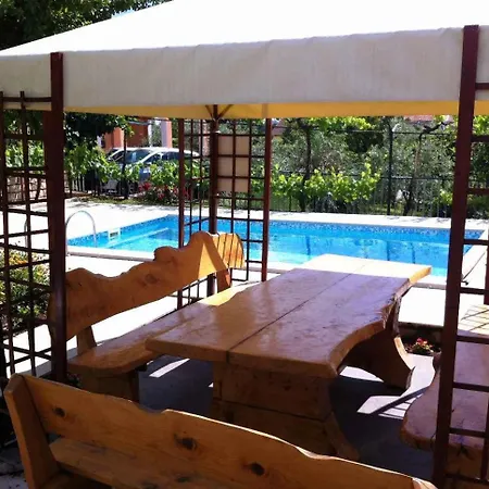 Apartment Pula, Istria 18 *