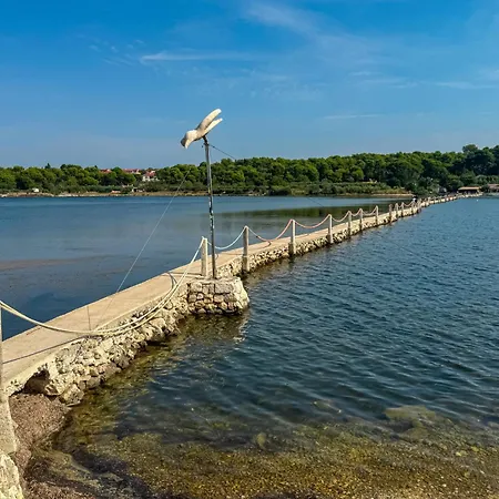 Pula, Istria 18 Daire Pula